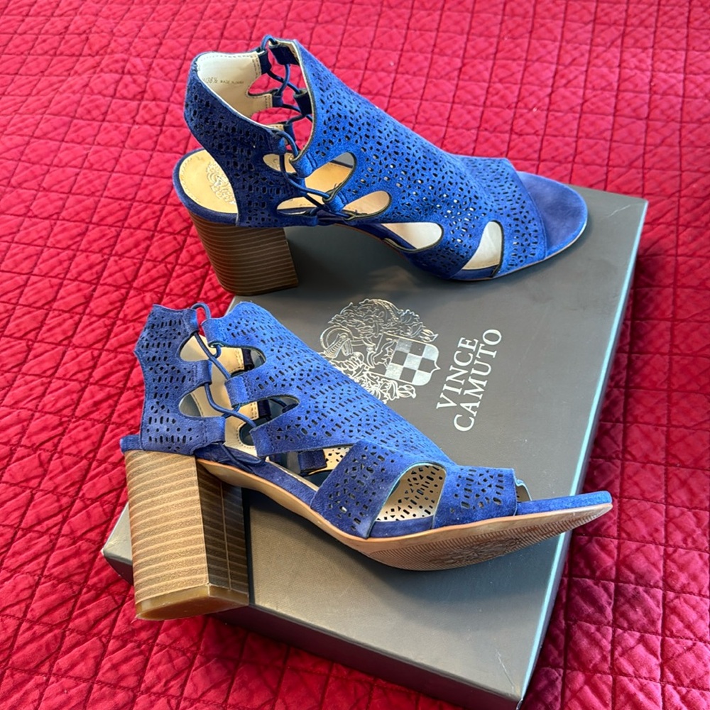 Vince Camero Blue Heels